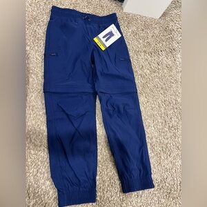 Eddie Bauer convertible jogger, size 7. NWT.